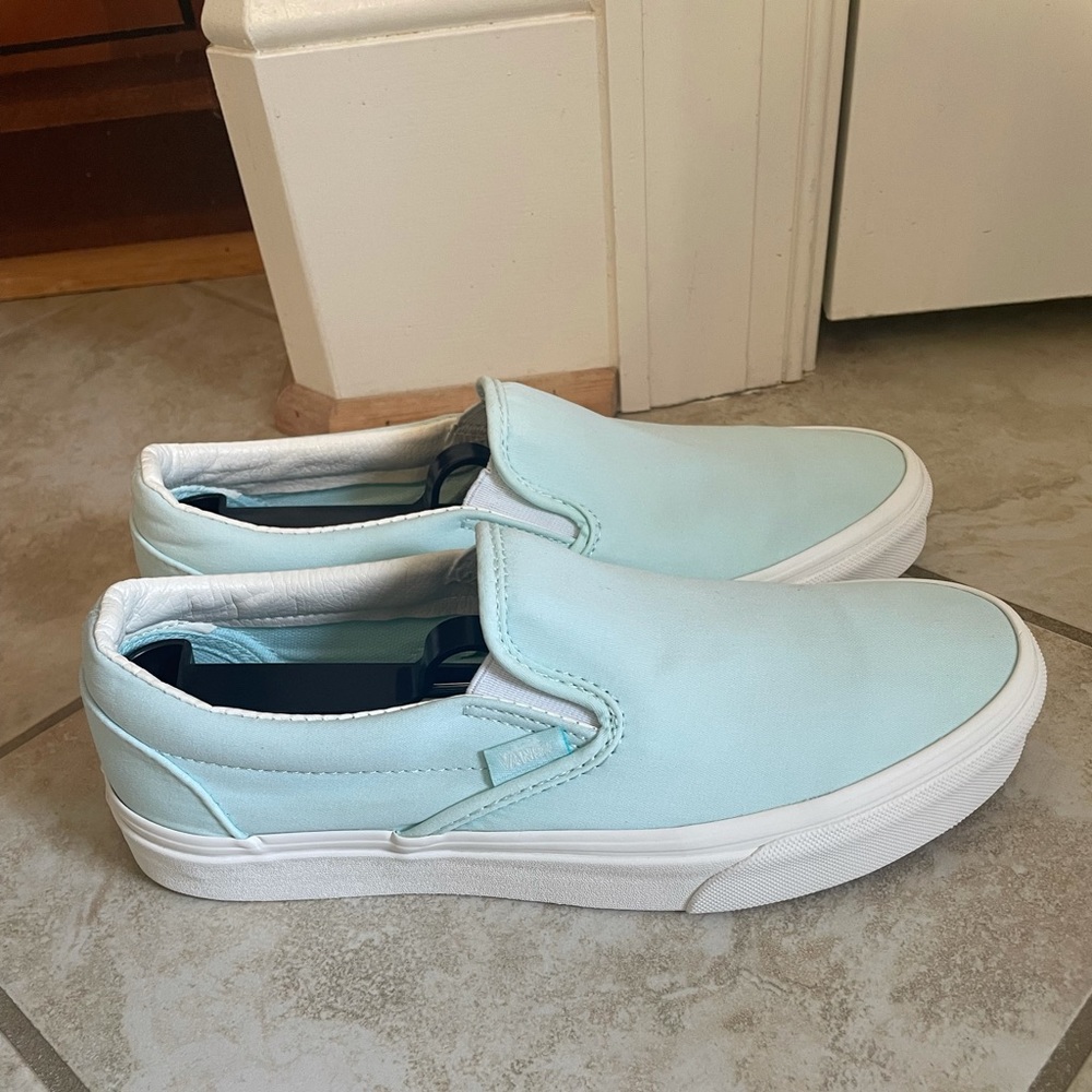 Vans classic slip on